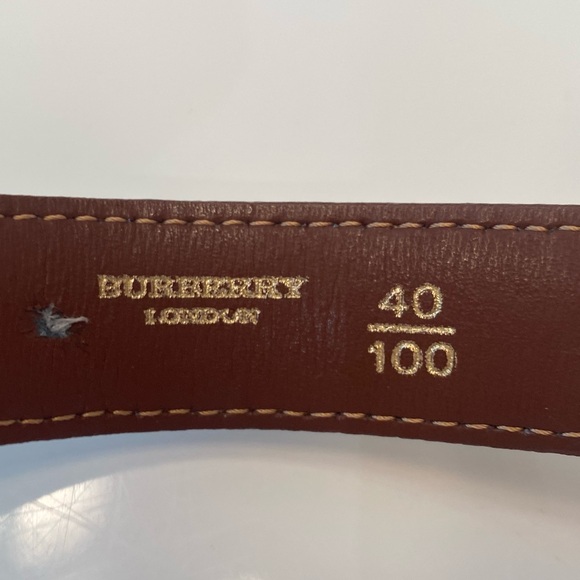 BURBERRY PLAID LEATHER BELT W GOLD BUCKLE DETAIL - Picture 3 of 4